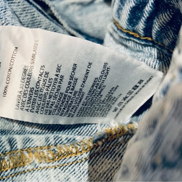 🇨🇦⚜️Joelle Collection Small Blue Jeans Skirt Queen Gold Snaps belt LIKE NEW🇨🇦⚜️ - Picture 8 of 11